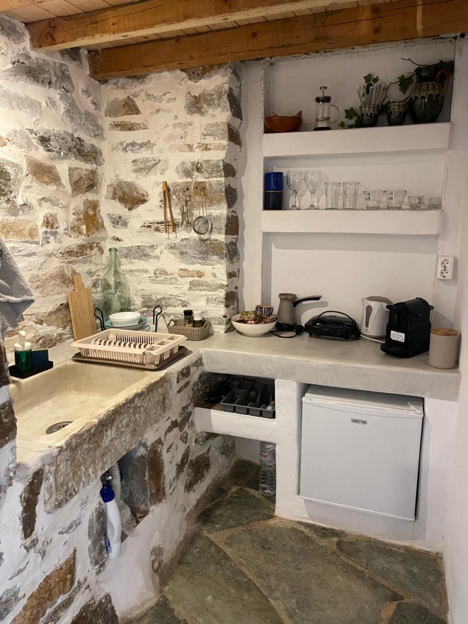 Venereum Apartments Фарос Екстериор снимка