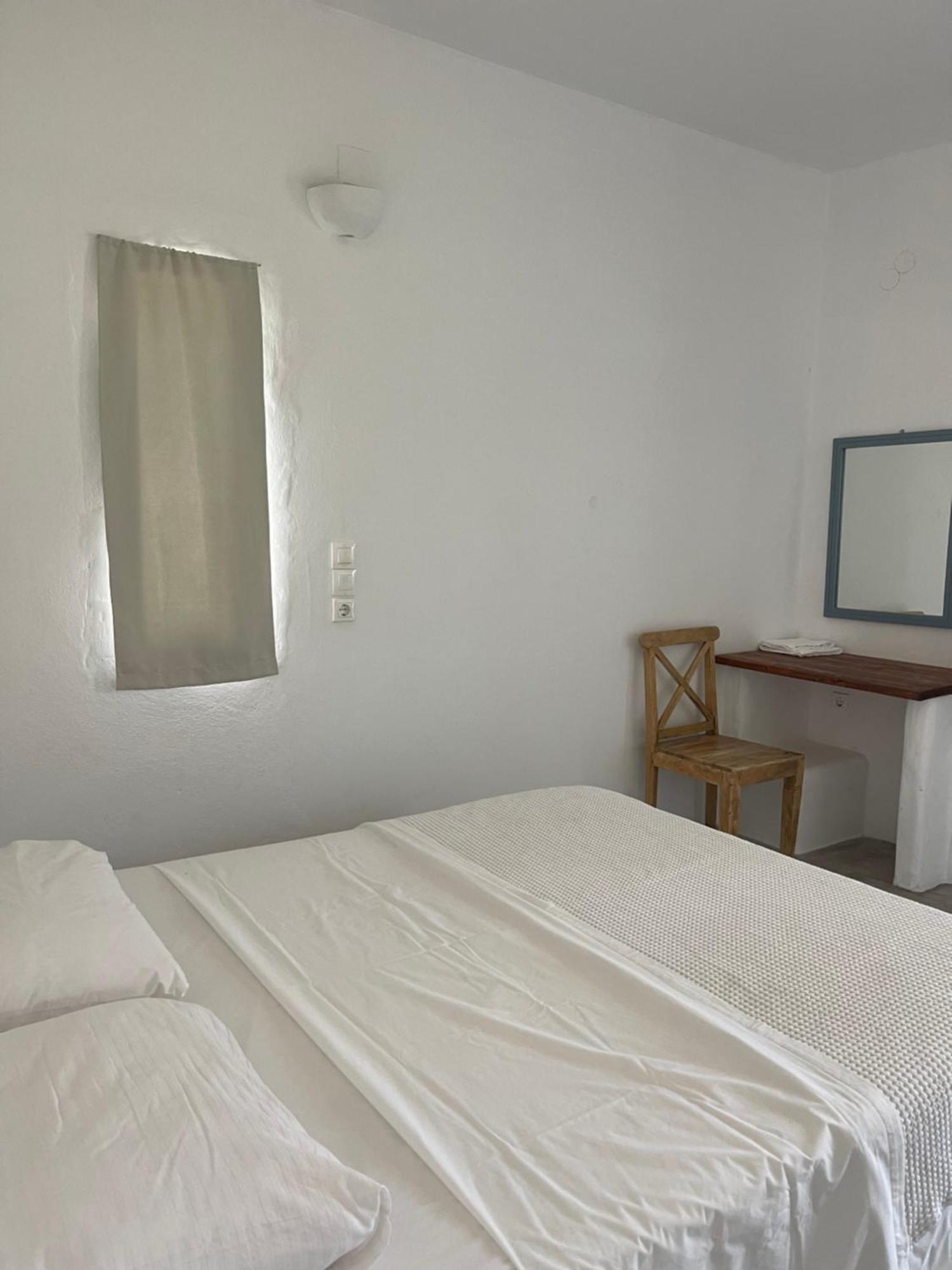 Venereum Apartments Фарос Екстериор снимка
